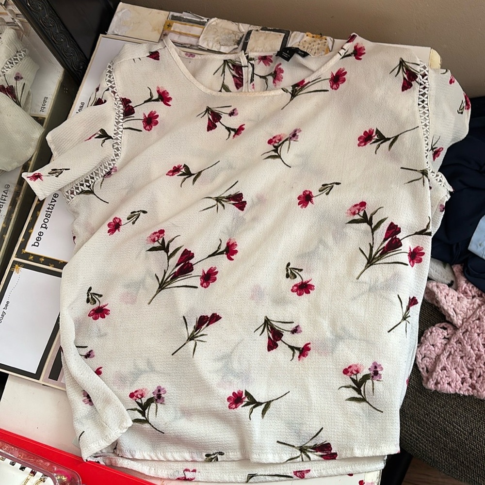 J for justify floral blouse